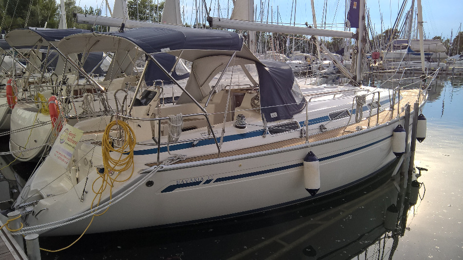 Charter Yachten Online mieten